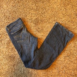 Levi Jeans Size 7 Long